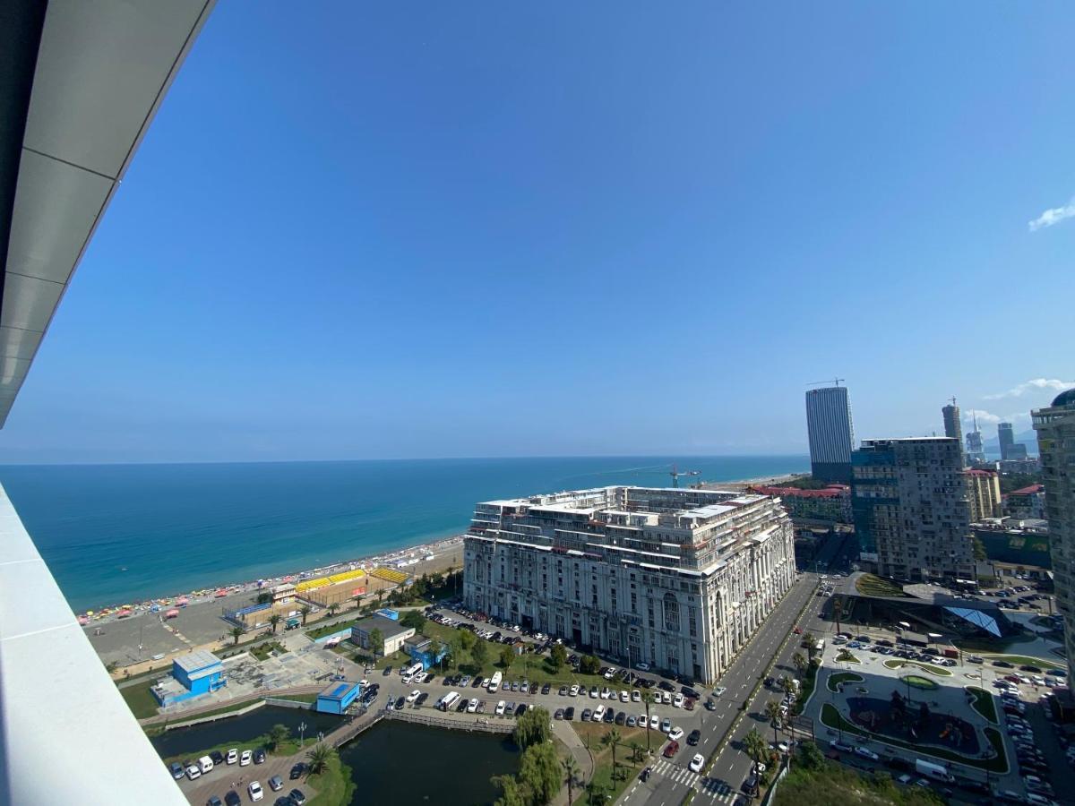 Batumi Continental Apartments Экстерьер фото